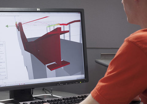 Konecranes expert checks RailQ report