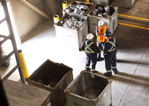 Konecranes technicians talk with customer